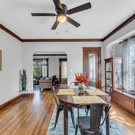 Beautifully Remodeled Duplex Apt In West Blvd Cleveland Bagian luar foto