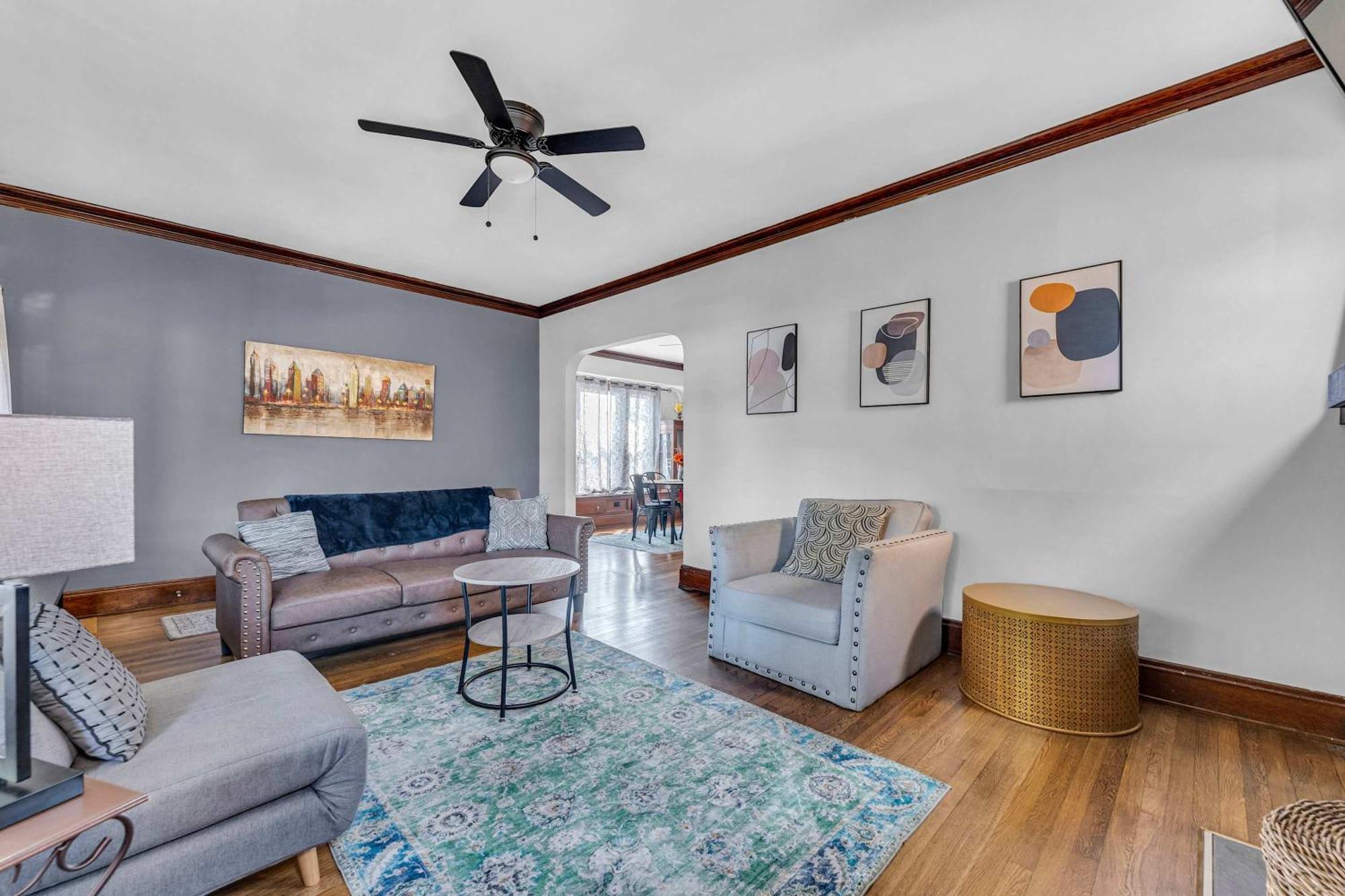 Beautifully Remodeled Duplex Apt In West Blvd Cleveland Bagian luar foto